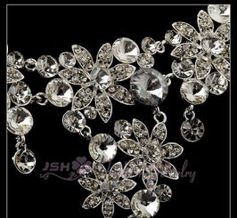 婚慶飾品套裝 鑲鉆合金項鏈與耳環搭配燈具，1254元廠家直銷圖片展示